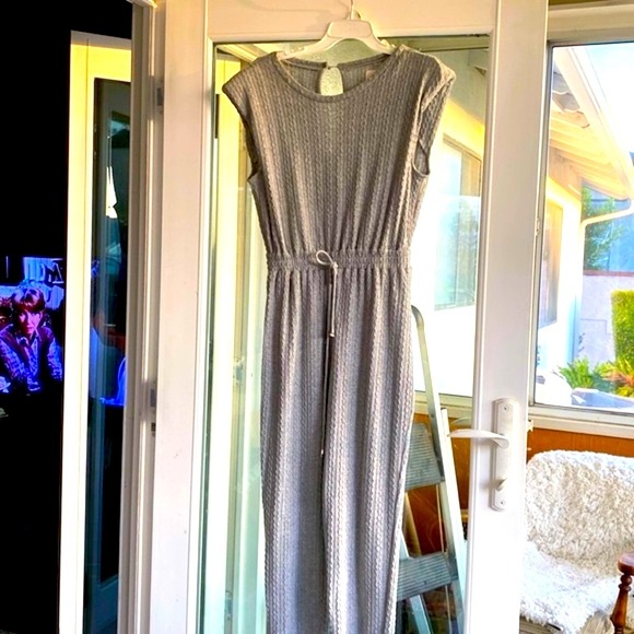 SABRAT BOUTIQUE GRAY KNIT TEXTURED JUMPSUIT  DRAWSTRING WAIST BRAND NEW … - Picture 3 of 12